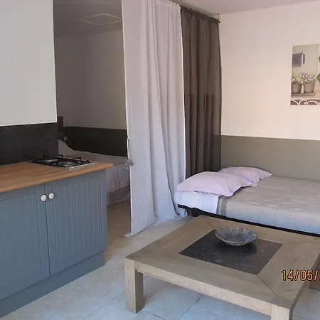 Couette-café Baya Roquebrune-sur Argens