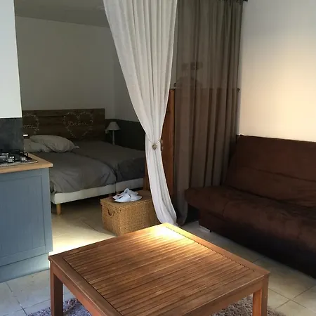 Baya Roquebrune-sur-Argens